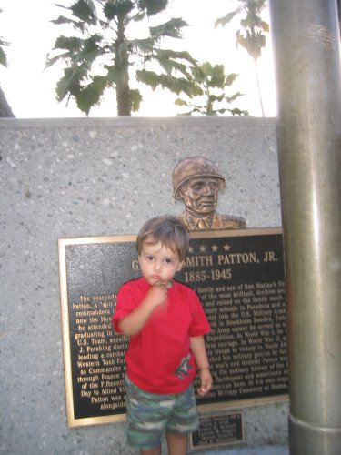 Sean with the Patton memorial at Lacy Park